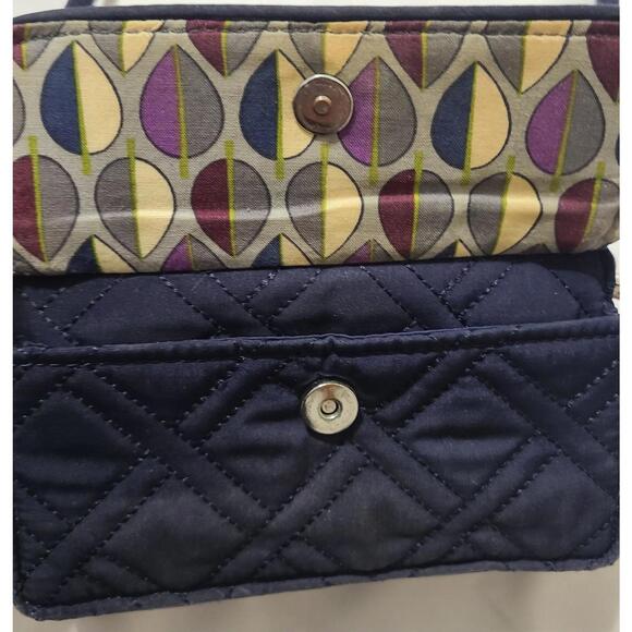 Vera Bradley All-In-One Crossbody Bag  Trifold Wallet Womens Black Quilted  GUC - Picture 5 of 7